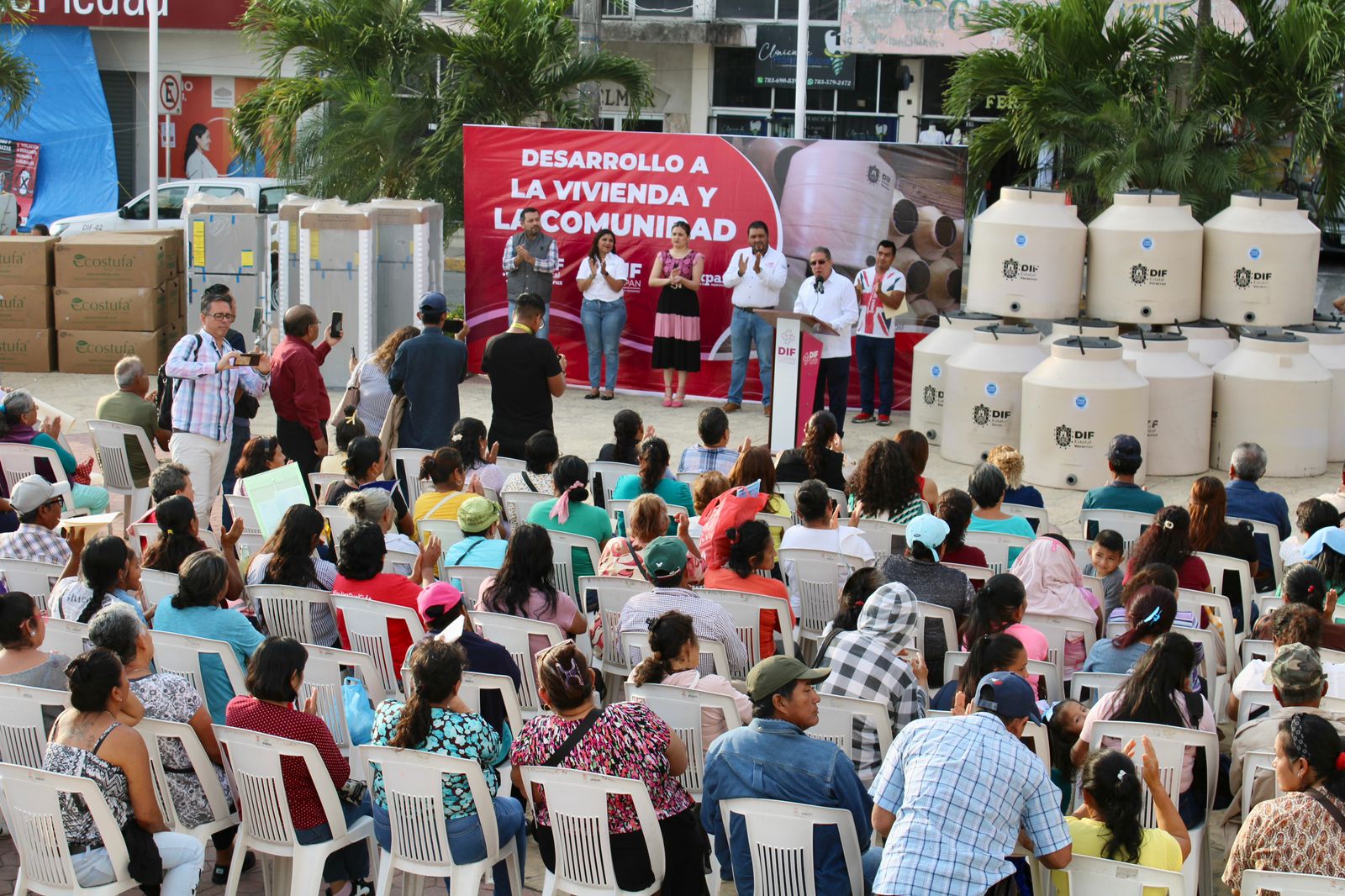 Más de 90 familias tuxpeñas reciben apoyo del Programa de Desarrollo a la Vivienda y la Comunidad